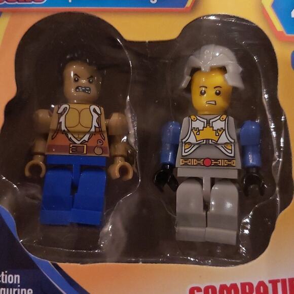 Lot of 3‎ Make it blocks pirate/knight fantasy/sports figures New - Picture 3 of 5